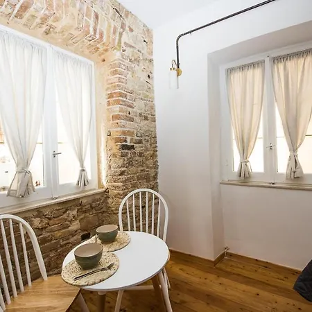 Calista Liston Corfu 2 Appartement *